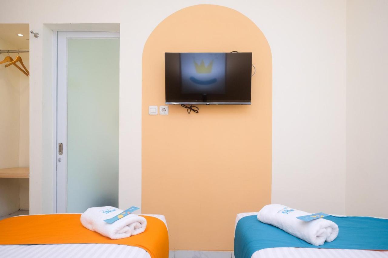 Sans Hotel Aurum Majapahit スマラン エクステリア 写真