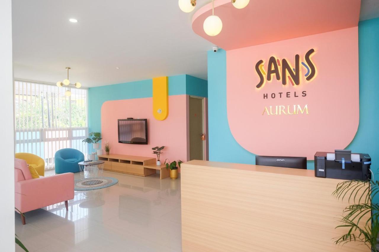 Sans Hotel Aurum Majapahit スマラン エクステリア 写真